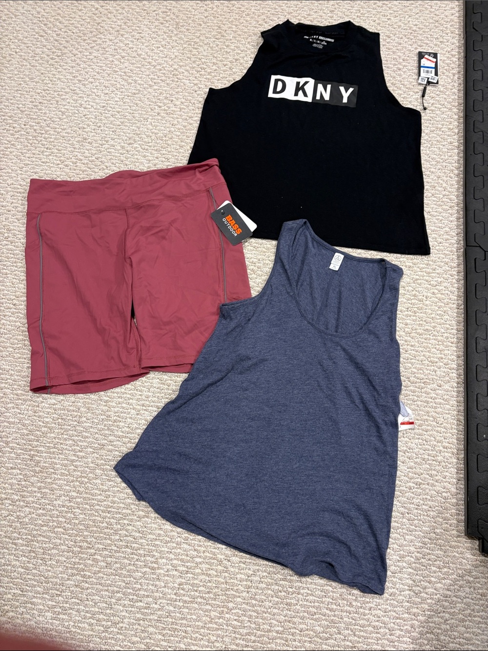 Xl bundle Black Logo Muscle Tank Top